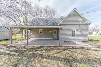 202 W Canada Street, Sturgeon, MO 65284 - Photo 1