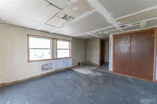 806 N Galloway Rd, Vandalia, MO 63382 - Photo 20