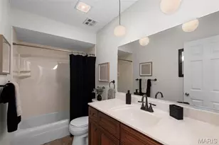 5023 Waringford Dr, Unincorporated, MO 63128 - Photo 12