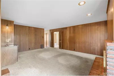 313 Providence Road, Ballwin, MO 63011 - Photo 16