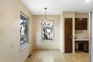 313 Providence Rd, Ballwin, MO 63011 - Photo 12