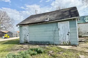 628 N Walker St, Montgomery City, MO 63361 - Photo 6