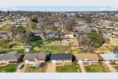 9831 Lindhall Lane, Unincorporated, MO 63123 - Photo 22