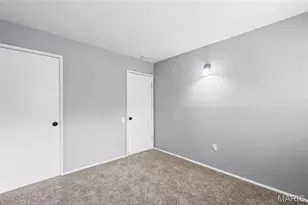 2400 Bluegrass Ln, Florissant, MO 63033 - Photo 26