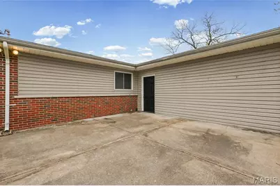 2400 Bluegrass Lane, Florissant, MO 63033 - Photo 48