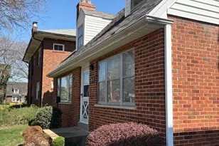 8372 Big Bend Blvd, Webster Groves, MO 63119 - Photo 2