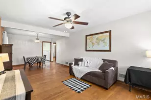 5521 Murdoch Ave, Saint Louis, MO 63109 - Photo 6