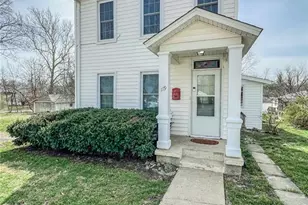 119 Ruby St, Paris, MO 65275 - Photo 2