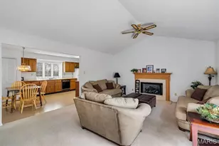 3423 Hilltop Dr, Saint Charles, MO 63301 - Photo 6