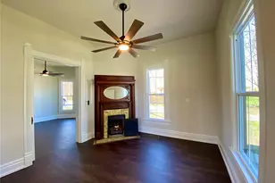 145 Ellis Ave, Troy, MO 63379 - Photo 8