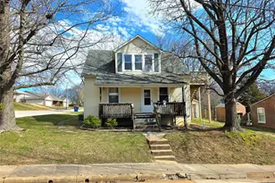 600 Locust St, Washington, MO 63090 - Photo 1