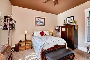 320 N Main St, Louisiana, MO 63353 - Photo 42