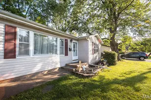 304 Monroe St, Cuba, MO 65453 - Photo 2