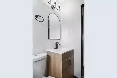 800 Babler Drive, Florissant, MO 63031 - Photo 18