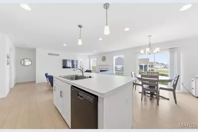 2131 Central Park Drive, Troy, MO 63379 - Photo 8