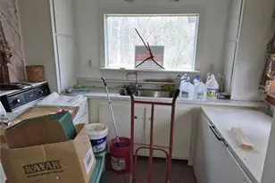 10562 Carr Rd, Bismarck, MO 63624 - Photo 8