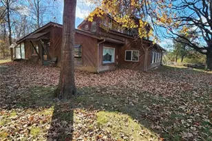 10562 Carr Rd, Bismarck, MO 63624 - Photo 2