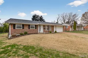 9999 Casa Rosa Dr, Affton, MO 63123 - Photo 4
