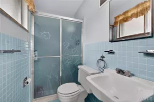 9999 Casa Rosa Dr, Affton, MO 63123 - Photo 40