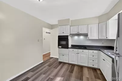 9999 Casa Rosa Drive, Affton, MO 63123 - Photo 20