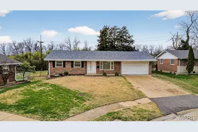 9999 Casa Rosa Drive, Affton, MO 63123 - Photo 6