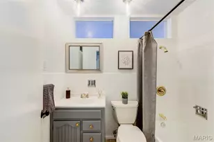 2284 Luxmore Dr, Saint Louis, MO 63136 - Photo 20
