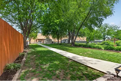 6591 Scanlan Avenue, Saint Louis, MO 63139 - Photo 36
