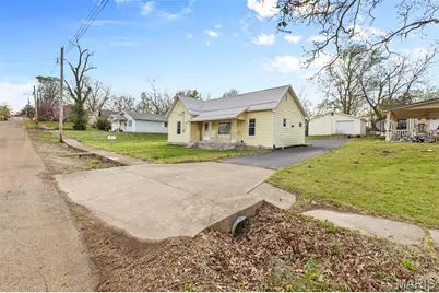 207 Hill Street, Bonne Terre, MO 63628 - Photo 2