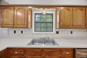 27300 Sparrow Ln, Richland, MO 65556 - Photo 10