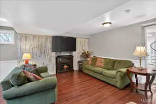 16025 Hunters Way Dr, Chesterfield, MO 63017 - Photo 46