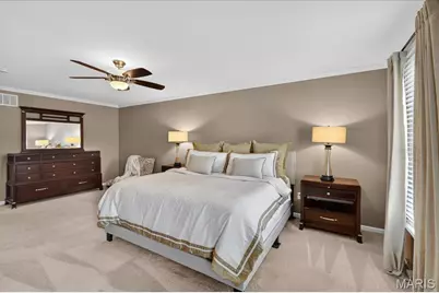 16025 Hunters Way Drive, Chesterfield, MO 63017 - Photo 30