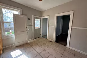 3932 Schiller Pl, Saint Louis, MO 63116 - Photo 8