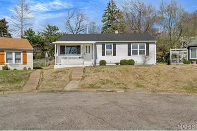 1370 Mobile Court, Saint Louis, MO 63139 - Photo 2