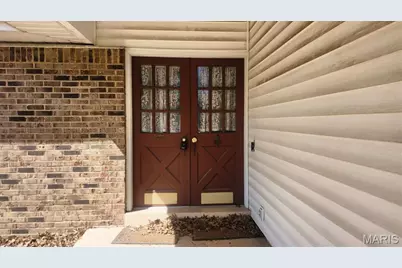 12807 Sunrise East Court, Florissant, MO 63033 - Photo 2