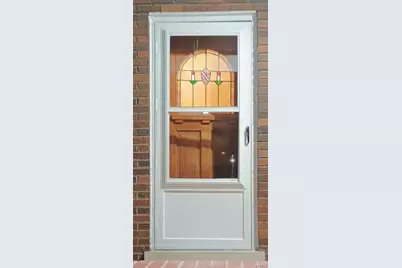 8554 Drury Lane, Saint Louis, MO 63147 - Photo 4