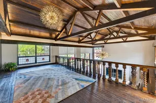 10 Vouga Ln, Saint Louis, MO 63131 - Photo 4