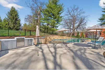 10 Vouga Lane, Saint Louis, MO 63131 - Photo 36