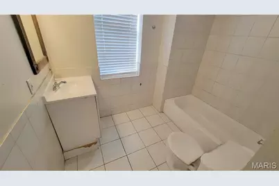 5734 Maple Avenue, Saint Louis, MO 63112 - Photo 16