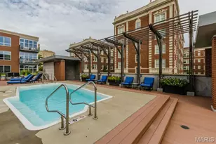 9 N Euclid Ave, Saint Louis, MO 63108 - Photo 8