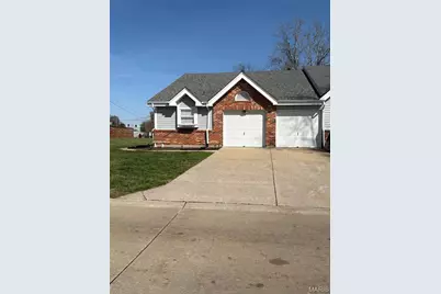 832 Du Pre Court, Saint Peters, MO 63376 - Photo 2