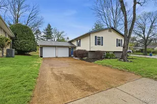 12117 Sage Glen Ct, Maryland Heights, MO 63043 - Photo 1