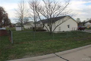 157 Carrington Blvd, Troy, MO 63379 - Photo 2