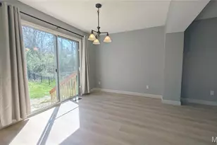 247 New Richmond Dr, Wentzville, MO 63385 - Photo 6