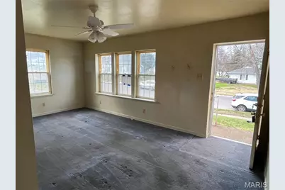 10262 Breckenridge Road, Saint Ann, MO 63074 - Photo 4