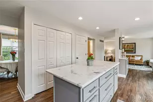 1297 Old Stone Dr, O'Fallon, MO 63368 - Photo 10