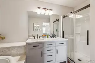 1297 Old Stone Dr, O'Fallon, MO 63368 - Photo 22