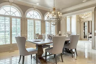 1103 Highland Pointe Dr, Town and Country, MO 63131 - Photo 10