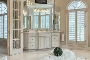 1103 Highland Pointe Dr, Town and Country, MO 63131 - Photo 38