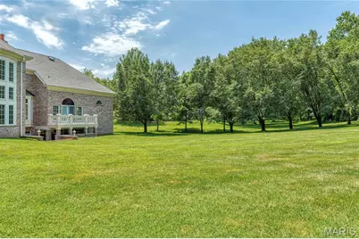 1103 Highland Pointe Drive, Town and Country, MO 63131 - Photo 8