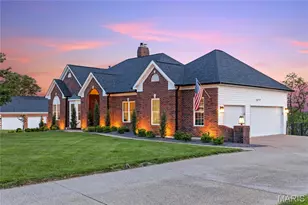 5335 Lancelot Dr, Weldon Spring, MO 63304 - Photo 4